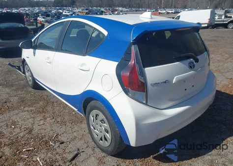 2016 Toyota Prius C Two z USA, uszkodzony, nr VIN JTDKDTB30G1121928